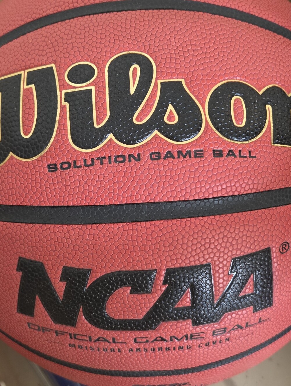 Wilson Solution Game Ball NCAA Official Game Basketball WTB0700 Indoor Surface